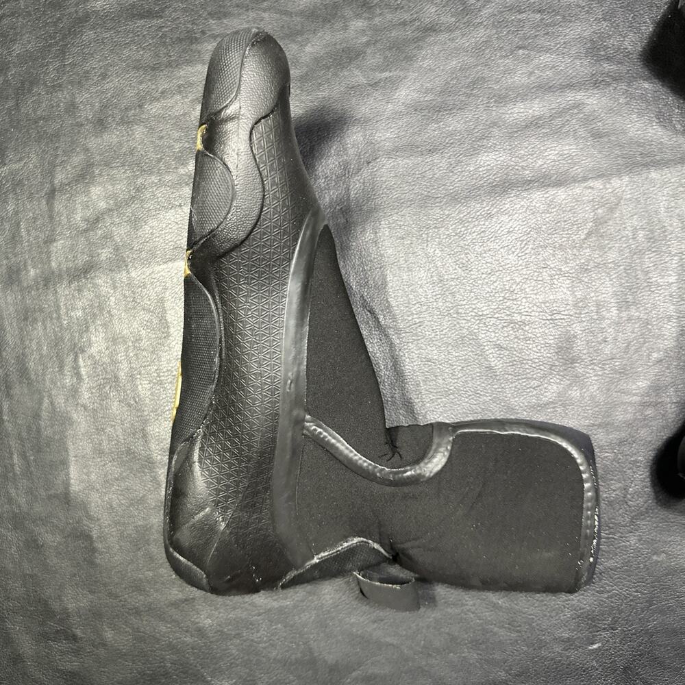 Solite Custom Fit 3mm Neoprene Surf Booties Socks Wetsuit Boots Women’s Size 6 ? - Picture 7 of 13